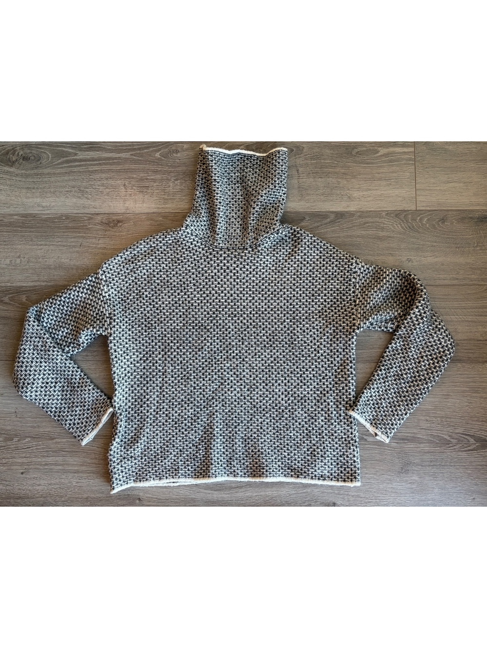 Christian Siriano New York Turtleneck Sweater — Black/Ivory, Size XS